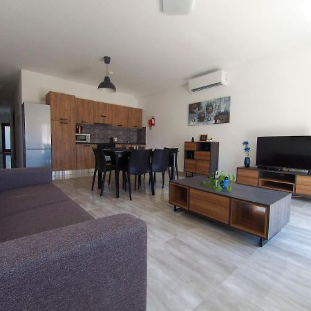 מסידה F9 Room 1, Private Double Room With Private Bathroom In Shared Flat מראה חיצוני תמונה