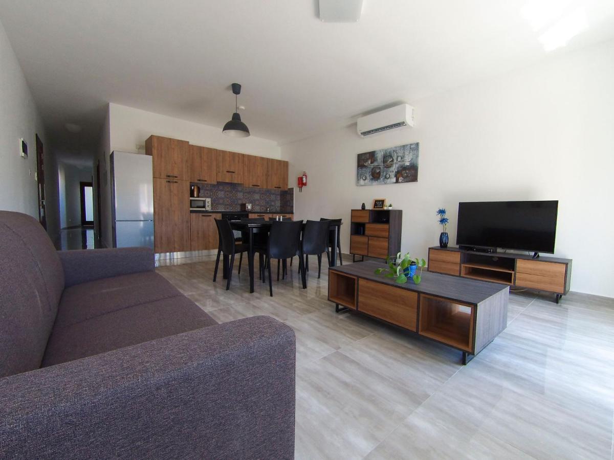 מסידה F9 Room 1, Private Double Room With Private Bathroom In Shared Flat מראה חיצוני תמונה